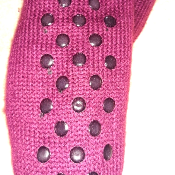 Brand new, Non Skid, comfortable & warm soxs Bundle items to $ave on $HIPPING😉 - Picture 8 of 10